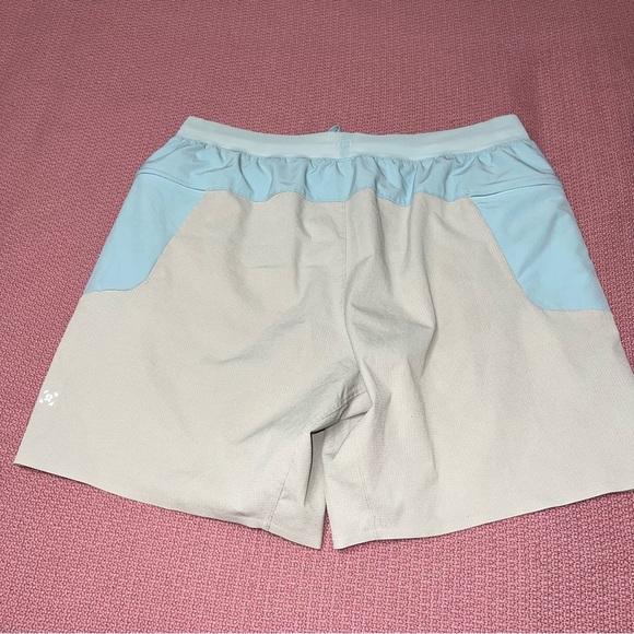 Lululemon Namaste at the Beach Short men’s size XL - Picture 4 of 6
